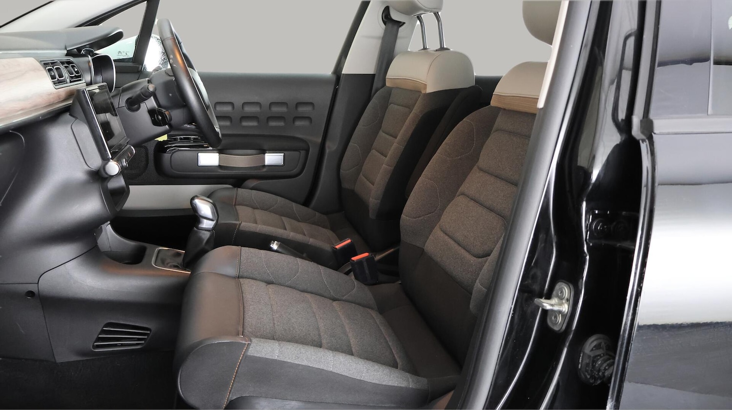 Used Citroen C3 2021 for sale - 76632817: Photo 15