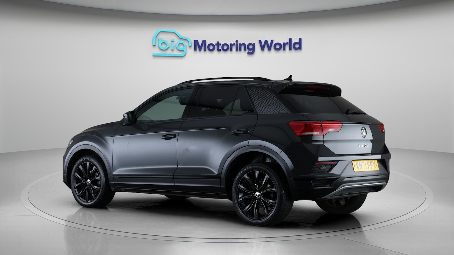 Used Volkswagen T-Roc for sale - 76727983: Photo 5