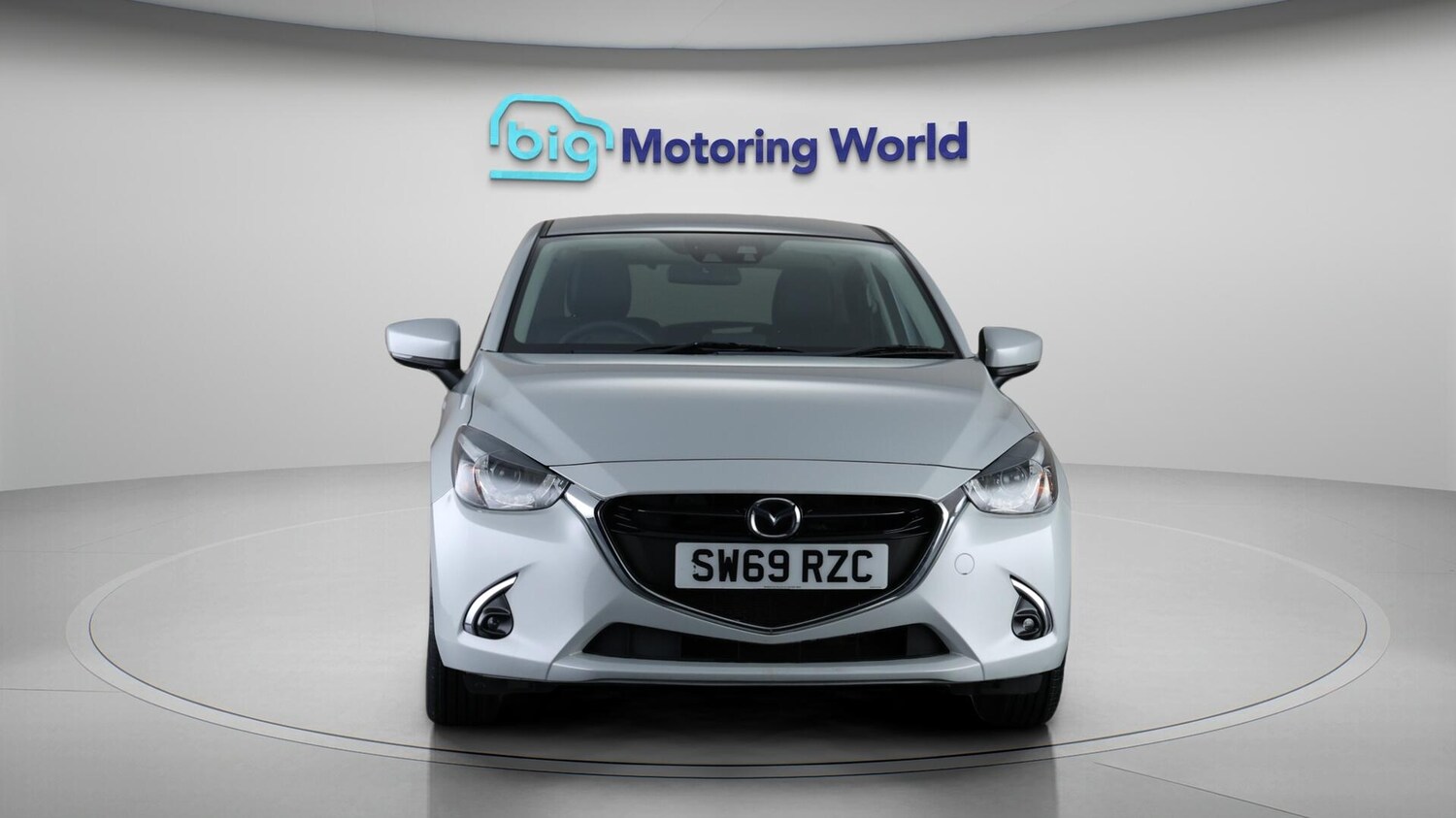 Used Mazda Mazda2 2019 for sale - 76380868: Photo 2
