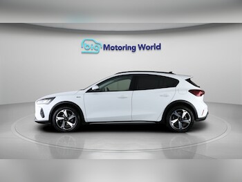 Used Ford Focus 2023 for sale - 78201660: Photo