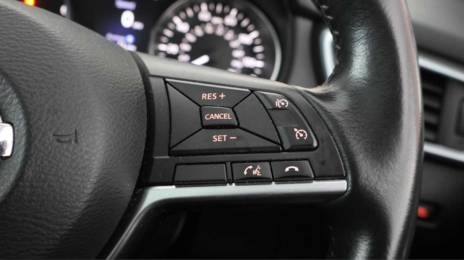 Used Nissan Qashqai 2018 for sale - 76432527: Photo 25