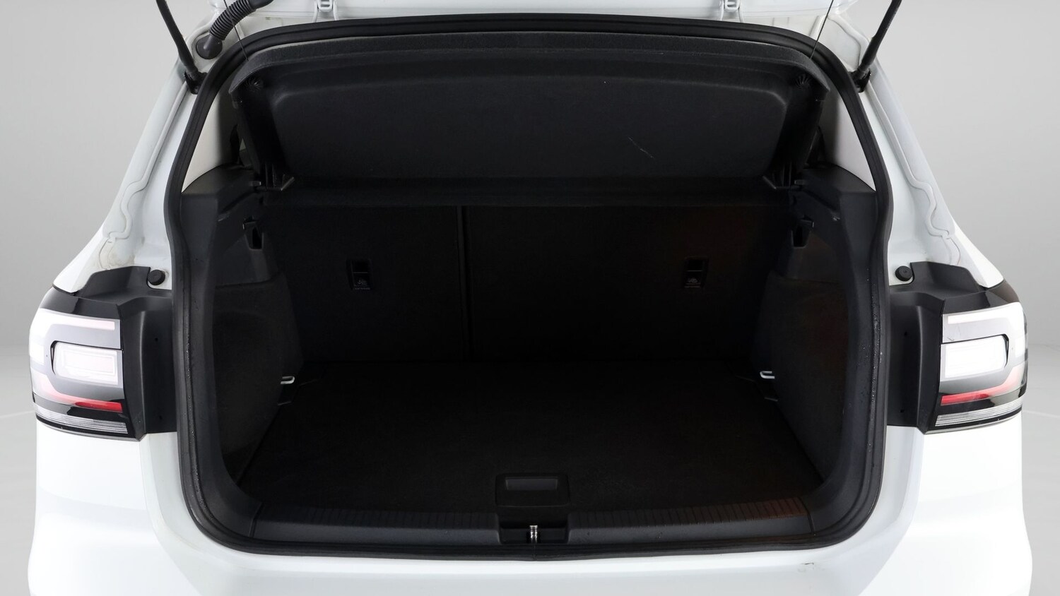 Used Volkswagen T-Cross 2022 for sale - 78106084: Photo 16