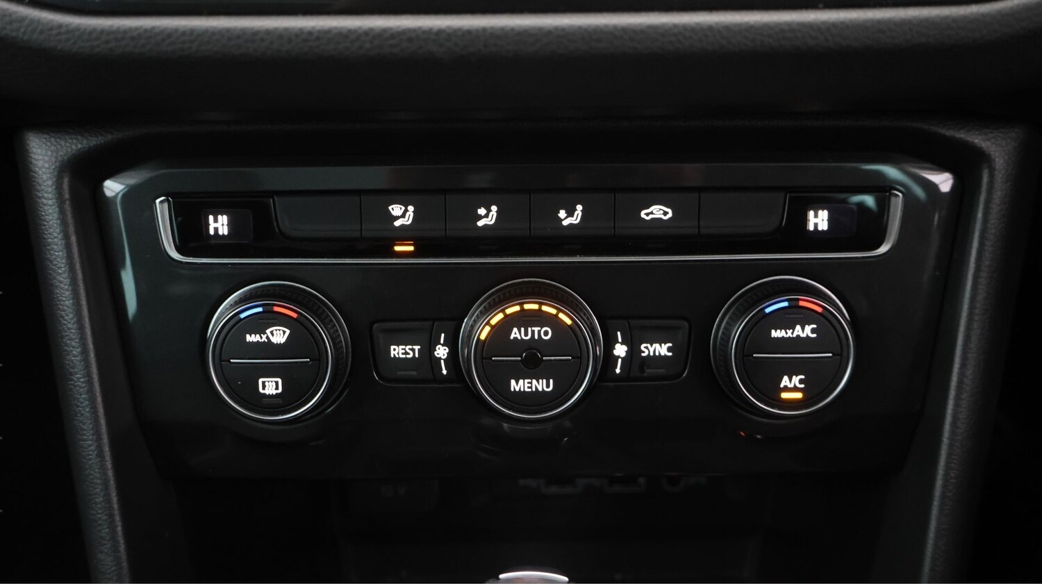 Used Volkswagen Tiguan 2019 for sale - 77854911: Photo 11