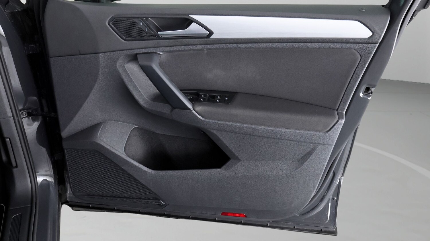 Used Volkswagen Tiguan 2019 for sale - 77854911: Photo 14