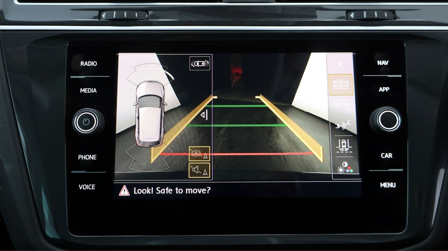 Used Volkswagen Tiguan 2019 for sale - 77854911: Photo 23