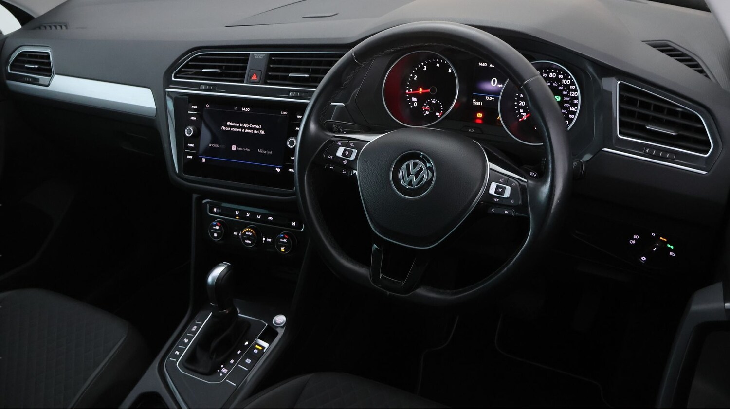 Used Volkswagen Tiguan 2019 for sale - 77854911: Photo 9