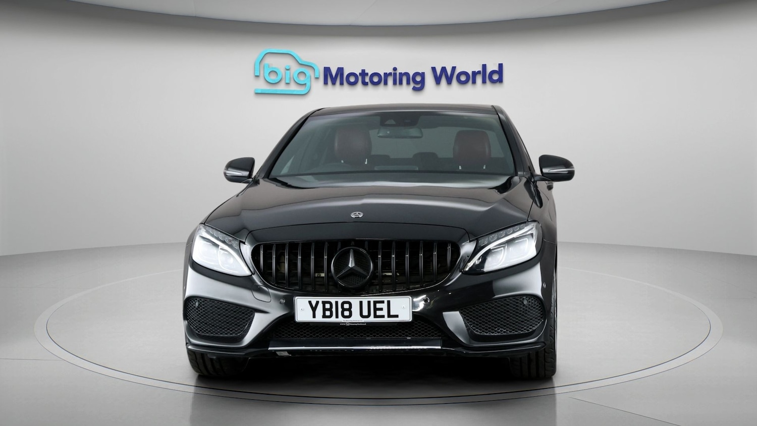 Used Mercedes-Benz C Class 2018 for sale - 78078236: Photo 2