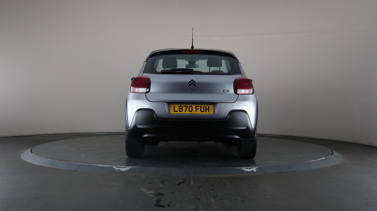 Vehicle 33