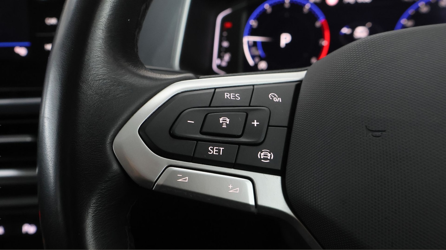 Used Volkswagen T-Roc 2022 for sale - 77502789: Photo 21