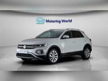 Used Volkswagen T-Roc 2022 for sale - 77502789: Photo