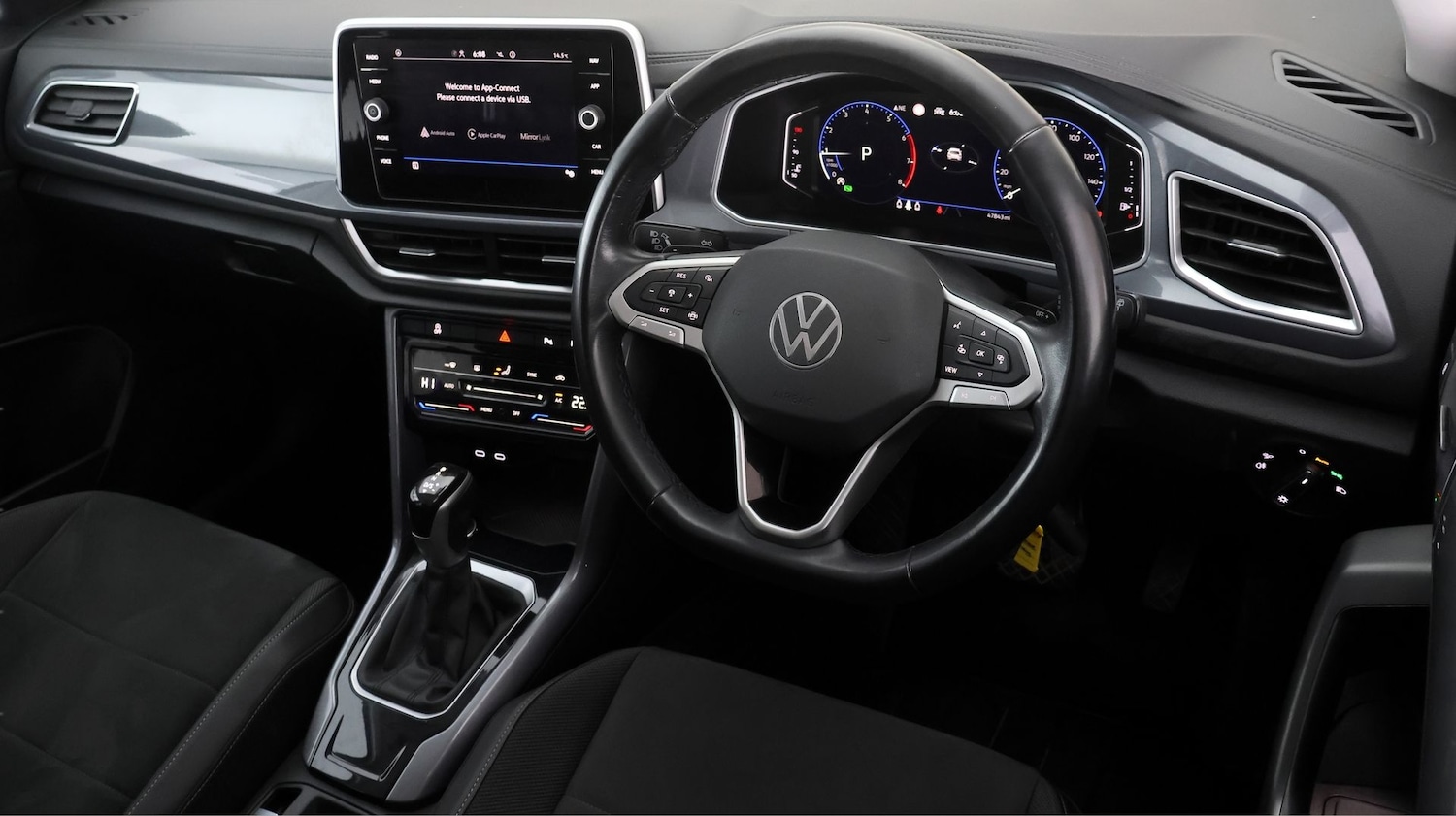 Used Volkswagen T-Roc 2022 for sale - 77502789: Photo 9