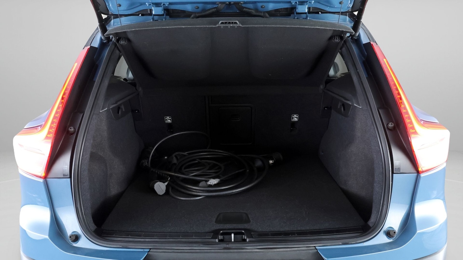 Used Volvo XC40 2022 for sale - 77439636: Photo 16