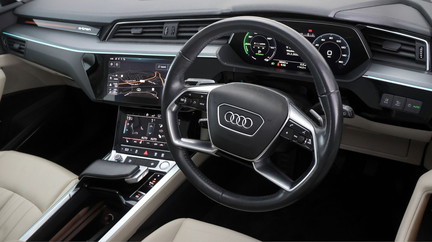 Used Audi e-tron 2020 for sale - 77668296: Photo 9