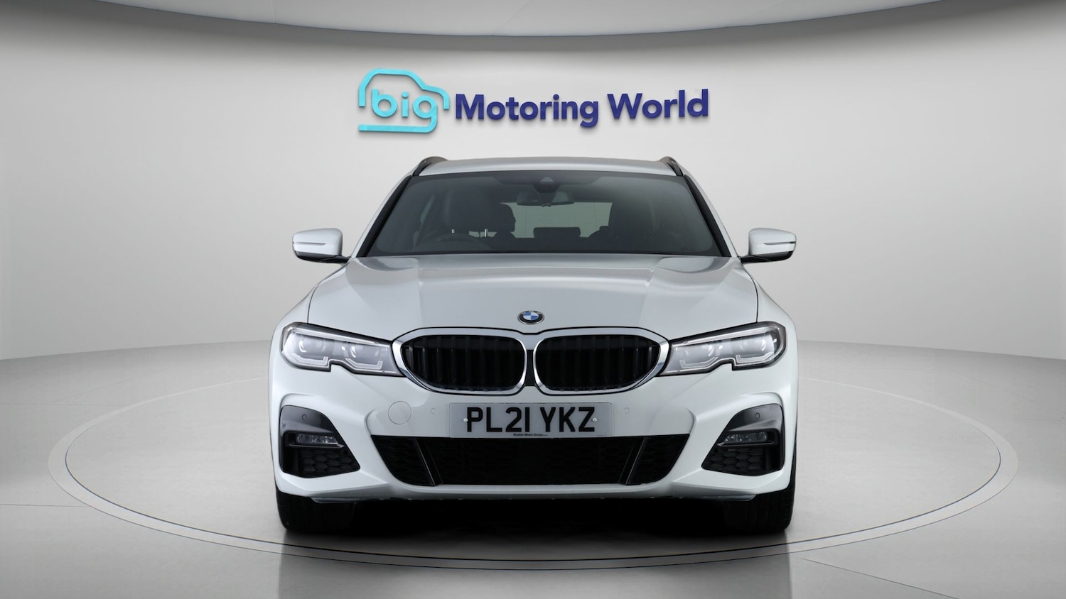 Used BMW 3 Series 2021 for sale - 77497901: Photo 2