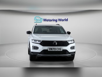 Used Volkswagen T-Roc 2020 for sale - 79360377: Photo