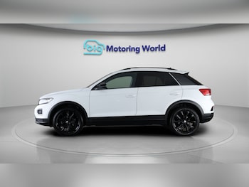 Used Volkswagen T-Roc 2020 for sale - 79360377: Photo