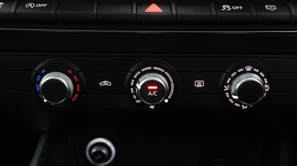 Used Audi Q2 for sale - 76251392: Photo 12