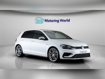 Volkswagen - Golf
