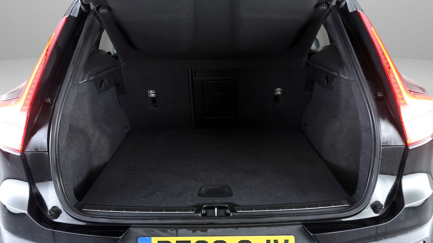 Used Volvo XC40 2018 for sale - 77388209: Photo 16