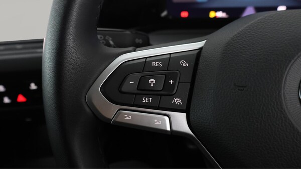 Used Volkswagen Golf 2022 for sale - 76136639: Photo 22