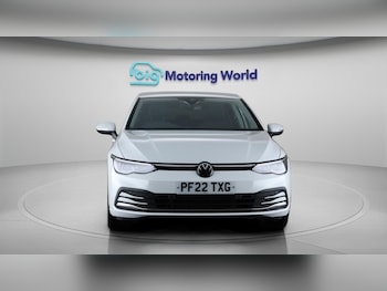 Used Volkswagen Golf 2022 for sale - 76136639: Photo 2