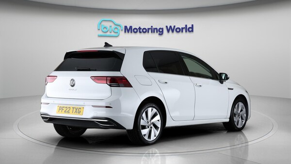 Used Volkswagen Golf 2022 for sale - 76136639: Photo 7