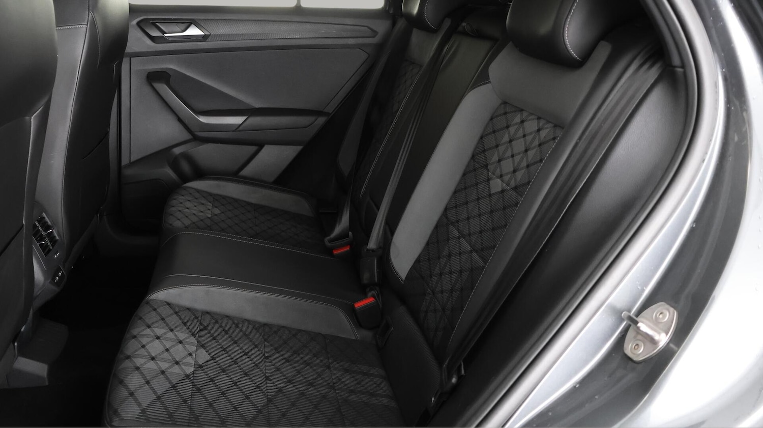 Used Volkswagen T-Roc 2022 for sale - 76317727: Photo 17