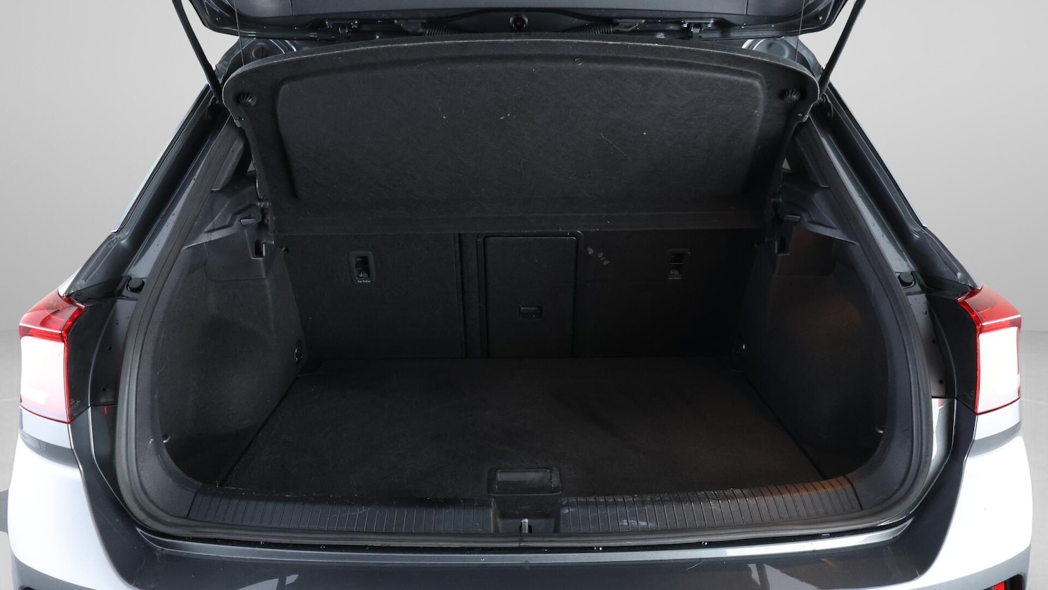 Used Volkswagen T-Roc 2022 for sale - 76317727: Photo 18