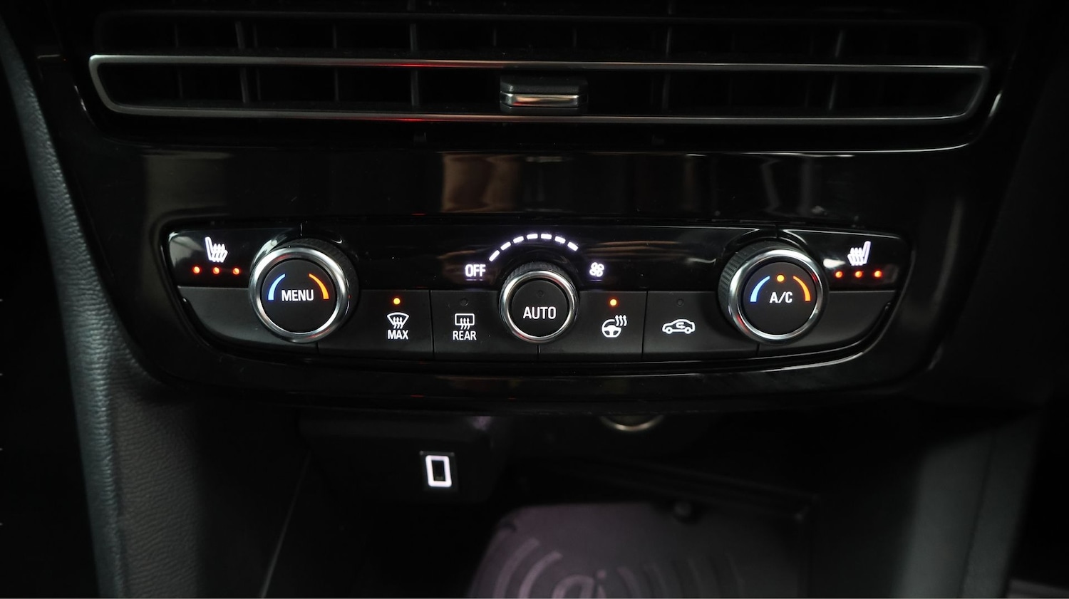 Used Vauxhall Mokka 2025 for sale - 78016060: Photo 11