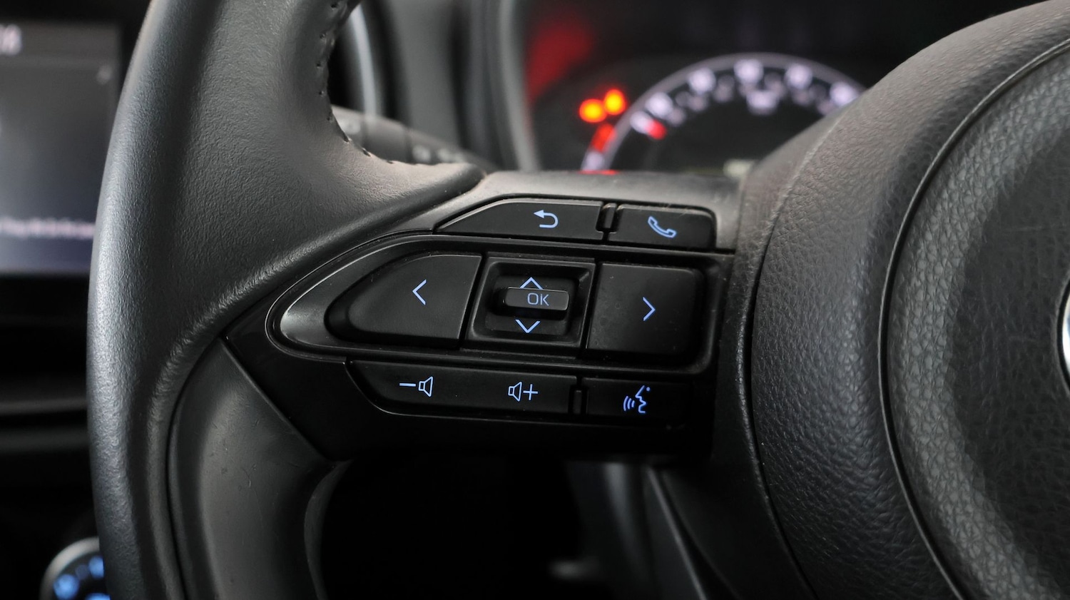 Used Toyota Aygo X 2023 for sale - 77971335: Photo 20