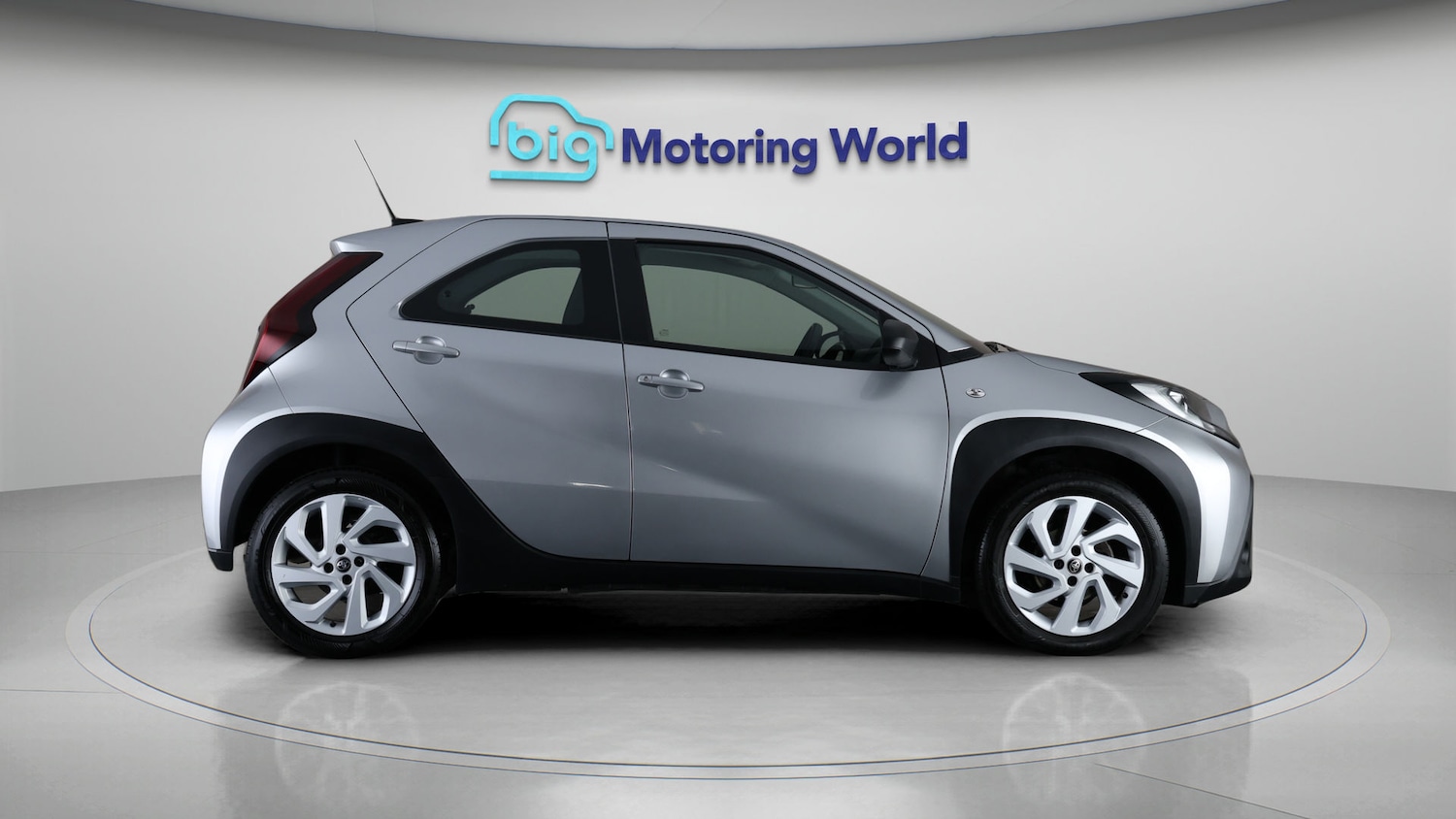 Used Toyota Aygo X 2023 for sale - 77971335: Photo 8