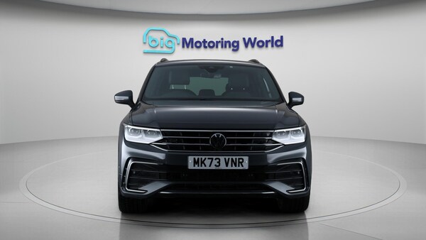 Used Volkswagen Tiguan 2023 for sale - 76072616: Photo 2