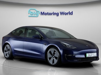 Tesla - Model 3