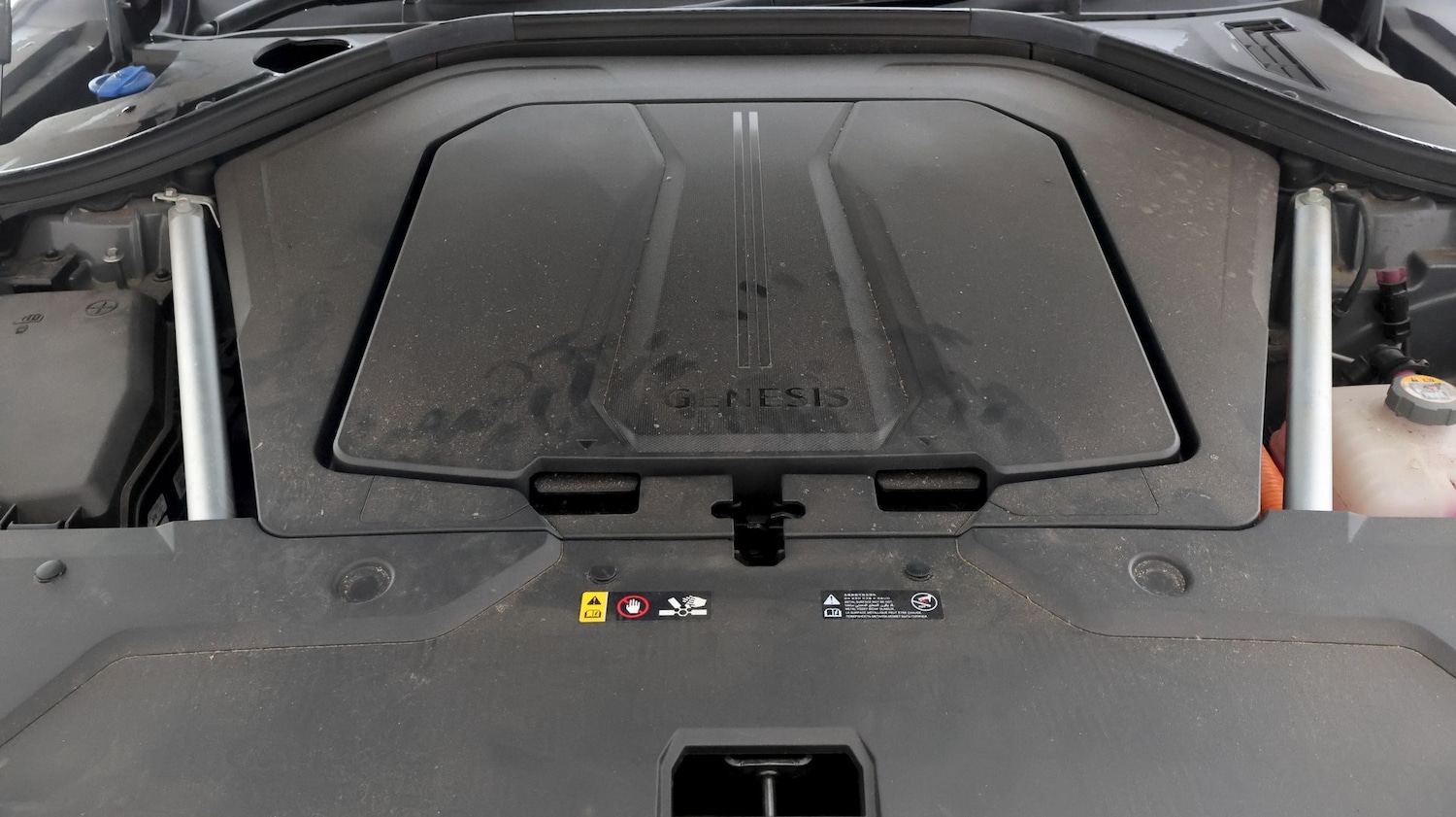 Used Genesis GV70 2023 for sale - 77918401: Photo 18