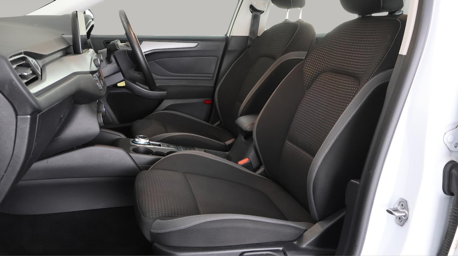 Used Ford Focus 2022 for sale - 76380793: Photo 14