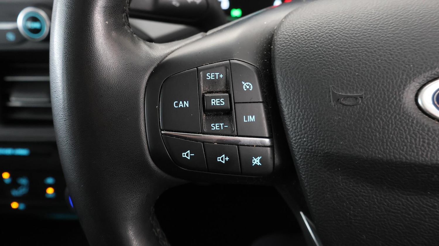 Used Ford Focus 2022 for sale - 76380793: Photo 21