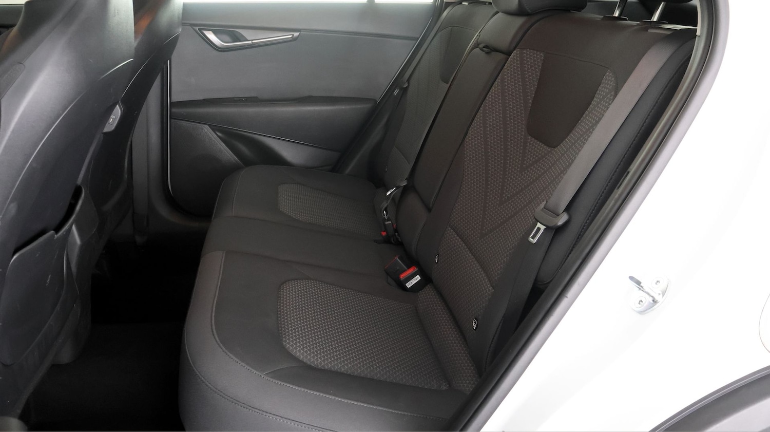 Used Kia Niro 2023 for sale - 77536198: Photo 15