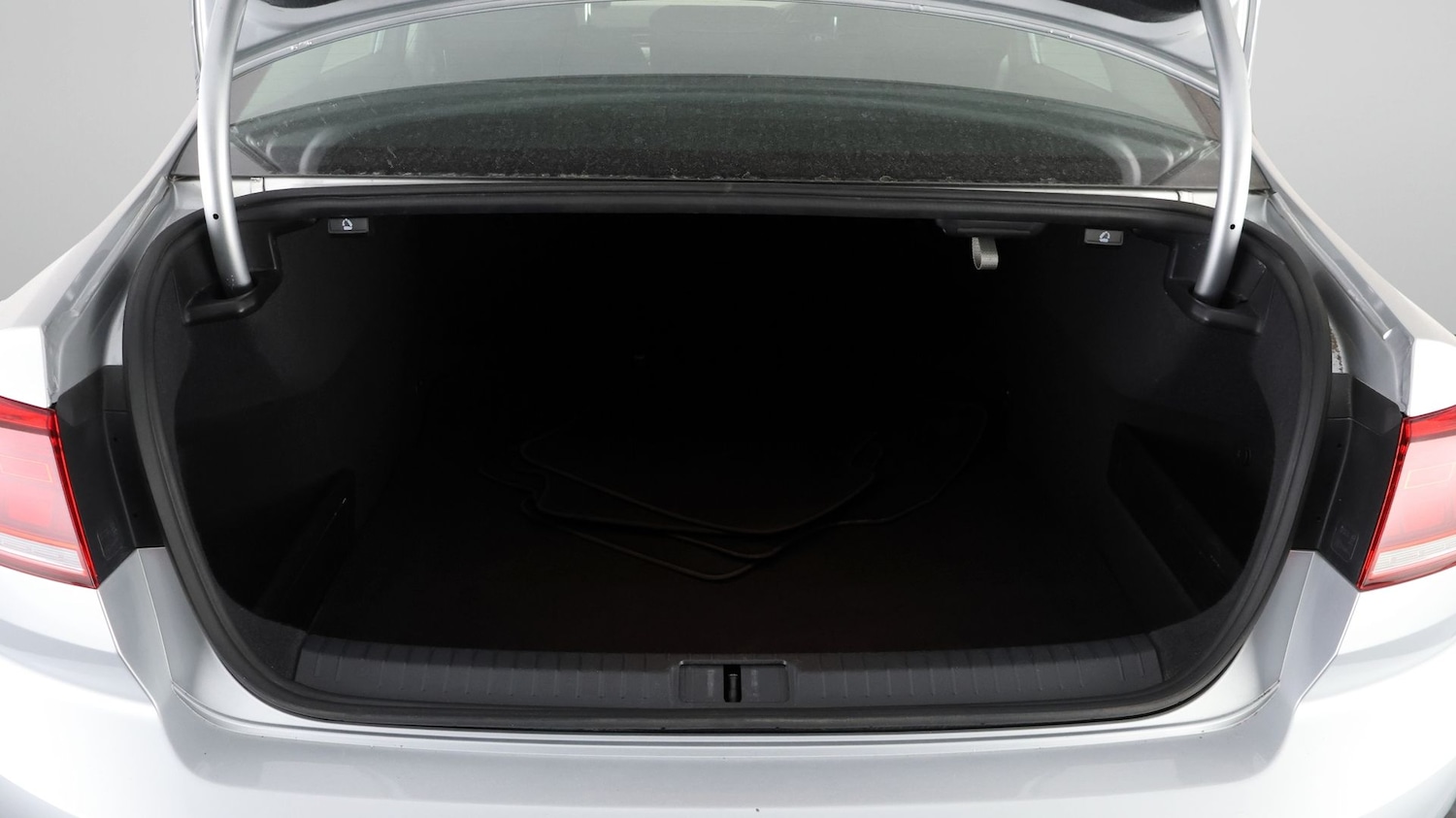 Used Volkswagen Passat 2020 for sale - 78092949: Photo 16