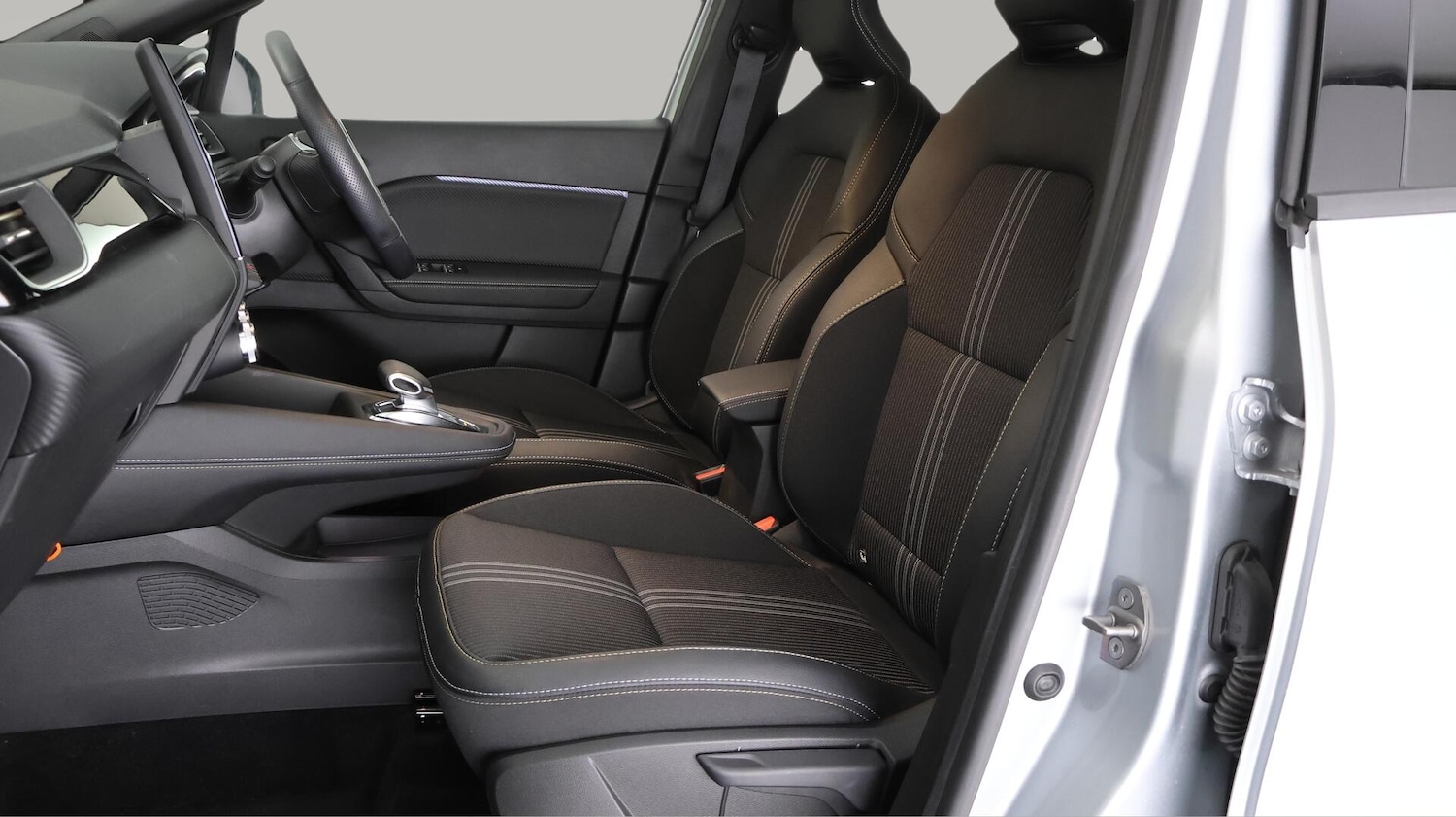 Used Renault Captur 2023 for sale - 76381334: Photo 14