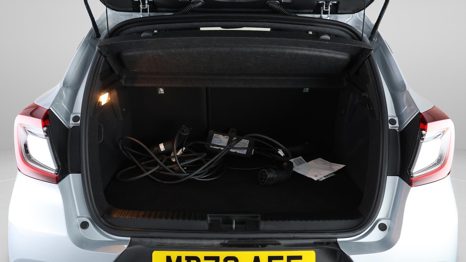 Used Renault Captur 2023 for sale - 76381334: Photo 17