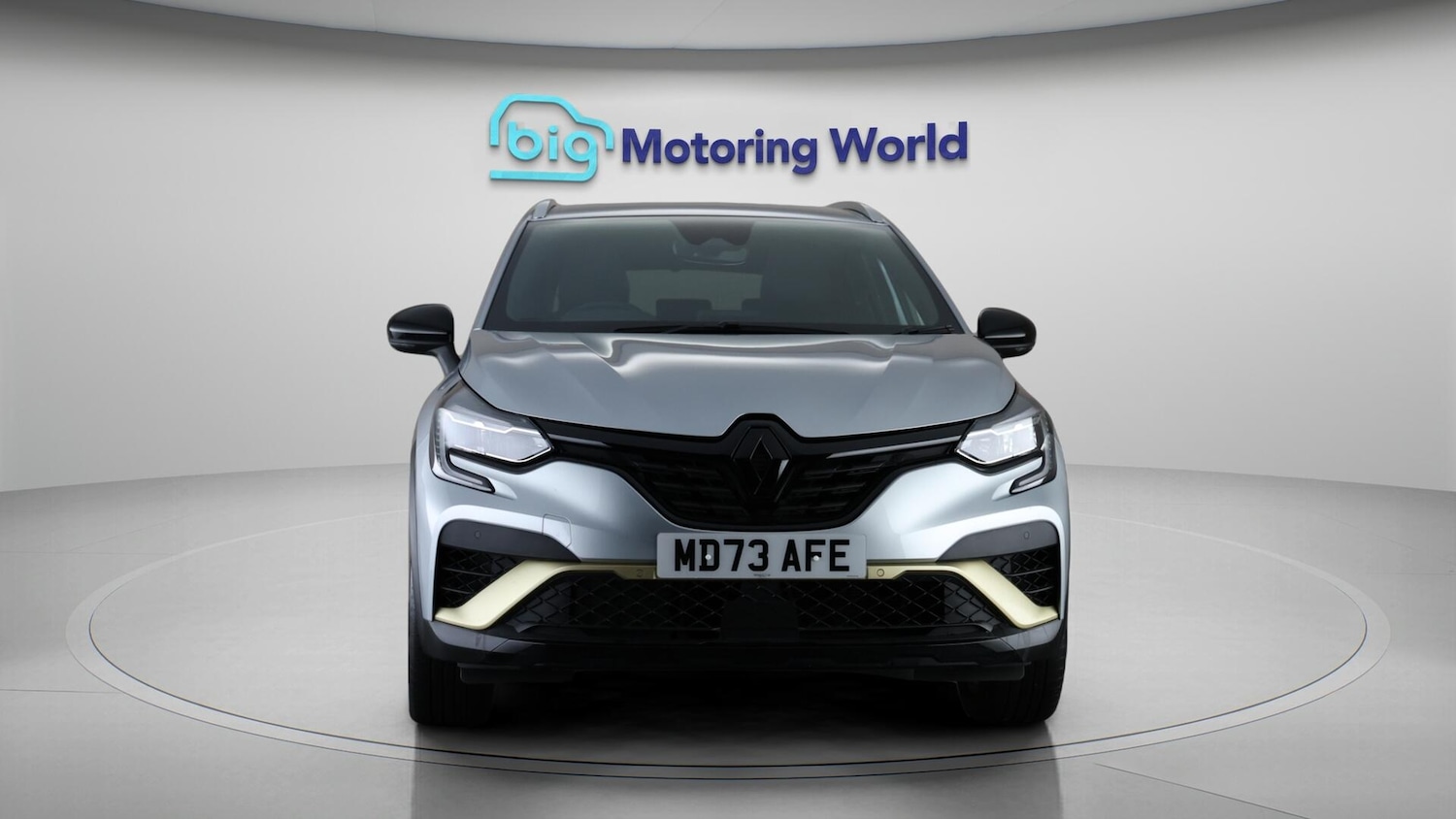 Used Renault Captur 2023 for sale - 76381334: Photo 2