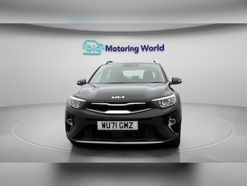 Used Kia Stonic 2021 for sale - 78365812: Photo
