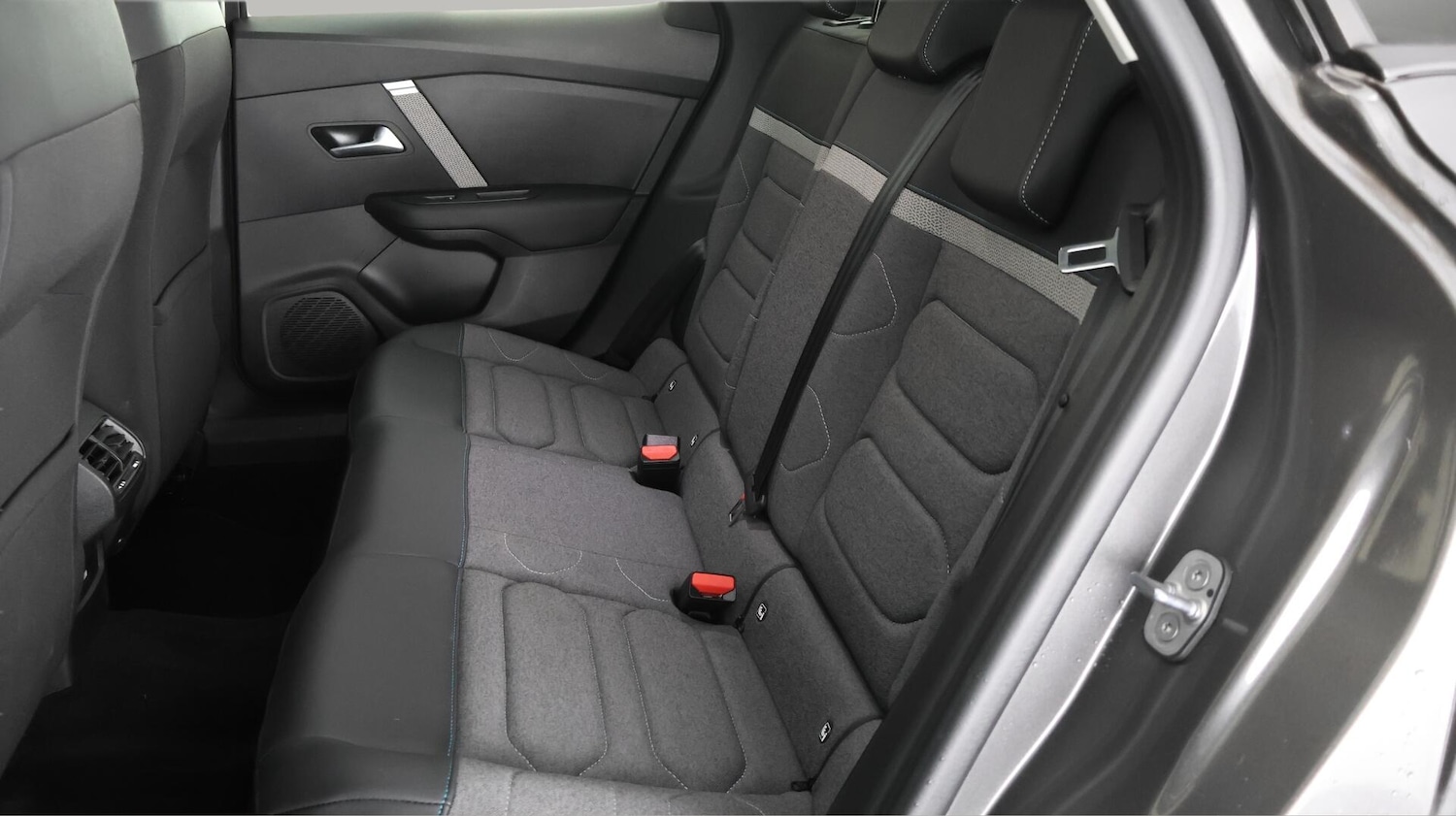 Used Citroen C4 2023 for sale - 76659291: Photo 16