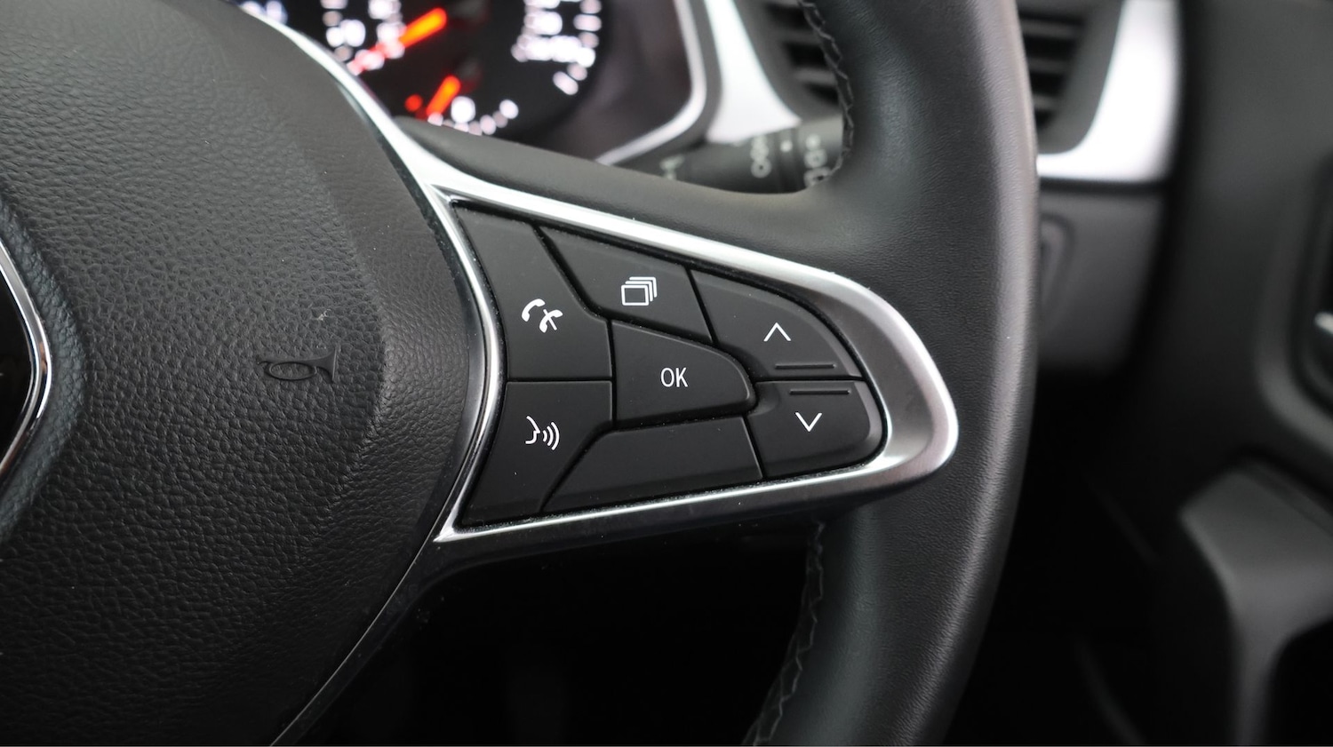 Used Renault Captur 2020 for sale - 77763294: Photo 23