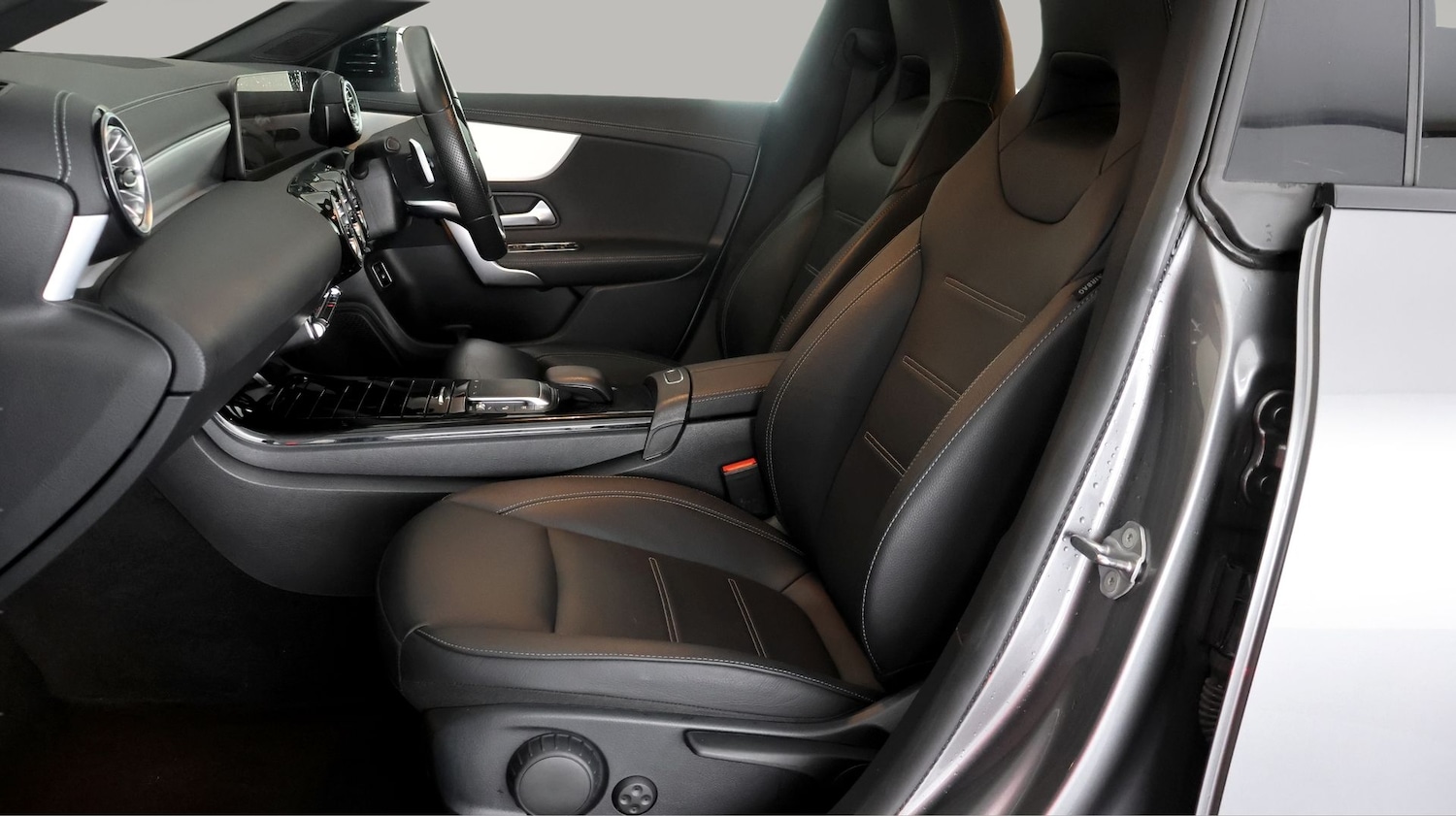 Used Mercedes-Benz CLA 2022 for sale - 77270564: Photo 14