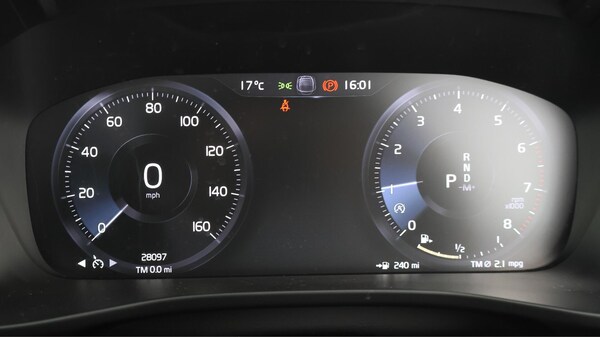 Used Volvo XC40 2021 for sale - 76214842: Photo 11