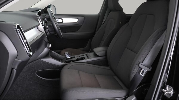 Used Volvo XC40 2021 for sale - 76214842: Photo 15