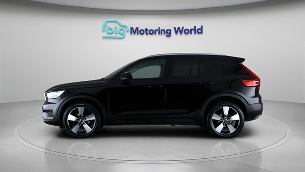 Used Volvo XC40 2021 for sale - 76214842: Photo 5