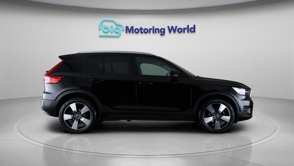 Used Volvo XC40 2021 for sale - 76214842: Photo 9