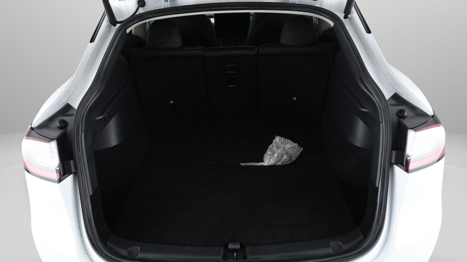 Used Tesla Model Y 2022 for sale - 76094729: Photo 17
